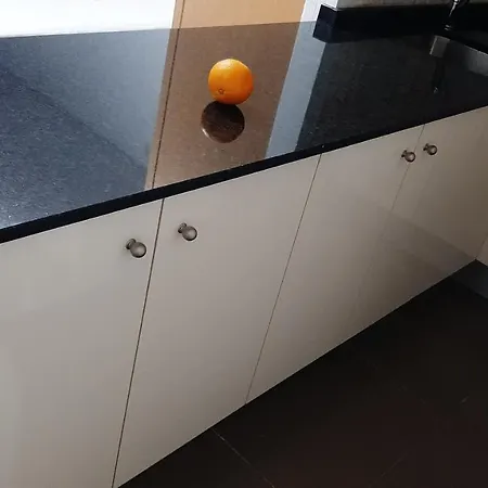 Tipo Estudio A 50m Del Mar, 4 Personas Apartment